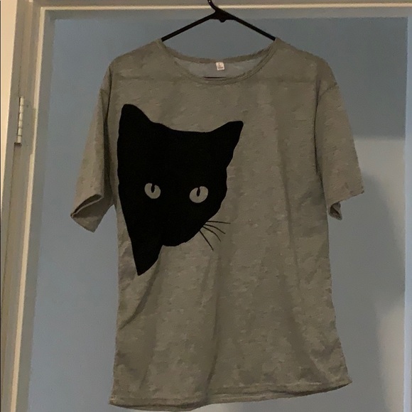 Tops - Short sleeve cat t-shirt size large new